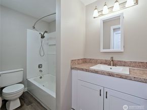 4601 SW 320th Street B3, Federal Way WA 98023