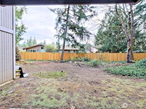 4601 SW 320th Street B3, Federal Way WA 98023