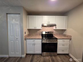 4601 SW 320th Street B3, Federal Way WA 98023