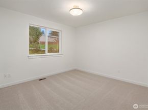 21609 Poplar Way, Brier WA 98036