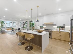 9016 124th Lane NE, Kirkland WA 98033