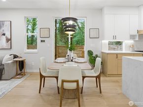 9016 124th Lane NE, Kirkland WA 98033