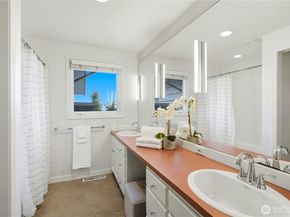 18757 Ridgefield Road NW, Shoreline WA 98177