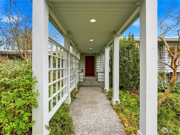 18757 Ridgefield Road NW, Shoreline WA 98177