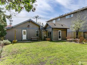 1048 S Director Street, Seattle WA 98108