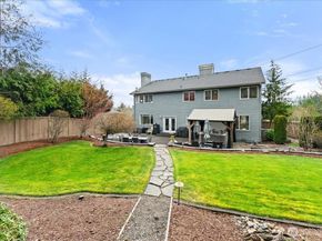 7041 Eagle Lake Drive SE, Snoqualmie WA 98065