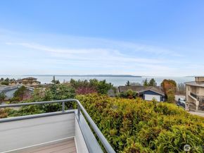 505 S Marine Hills Way, Federal Way WA 98003