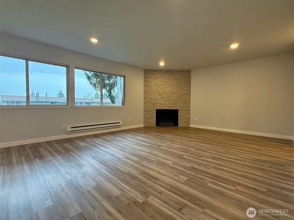 9623 S 248th B11, Kent WA 98030