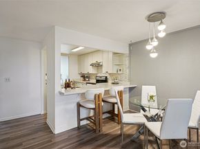 6668 137th Place NE 493, Redmond WA 98052