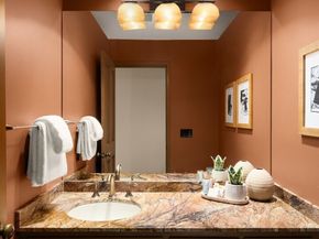 8440 W Mercer Way, Mercer Island WA 98040