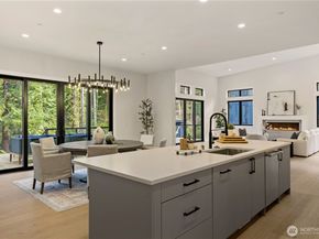 13982 Manzanita Road NE, Bainbridge Island WA 98110