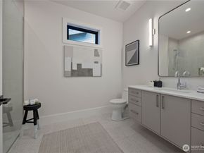 13982 Manzanita Road NE, Bainbridge Island WA 98110