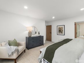 10733 17th Avenue NE, Seattle WA 98125