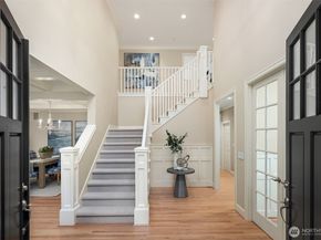 9843 NE 25th Street, Bellevue WA 98004