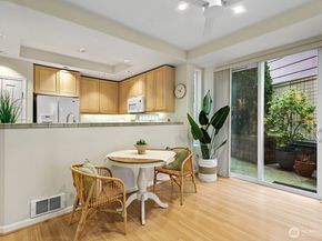 3900 2nd Avenue NE 207, Seattle WA 98105