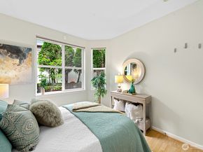 3900 2nd Avenue NE 207, Seattle WA 98105