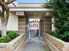 3900 2nd Avenue NE 207, Seattle WA 98105