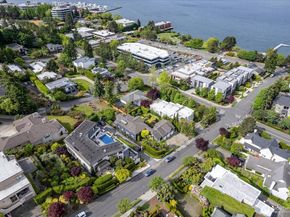 10207 NE 60th Street, Kirkland WA 98033