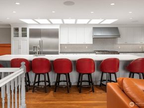 10207 NE 60th Street, Kirkland WA 98033