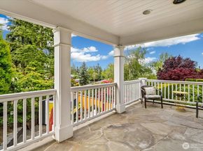 10207 NE 60th Street, Kirkland WA 98033