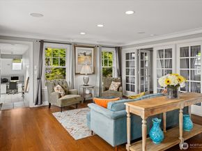 10207 NE 60th Street, Kirkland WA 98033