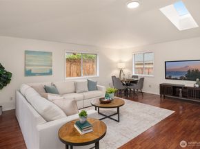 1425 243rd Place SW, Bothell WA 98021