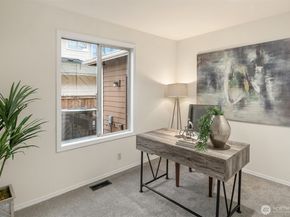 1425 243rd Place SW, Bothell WA 98021