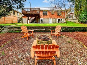 6522 38th Avenue NE, Seattle WA 98115