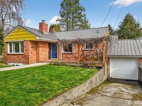 6522 38th Avenue NE, Seattle WA 98115