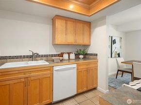 8652 164th Avenue NE C109, Redmond WA 98052