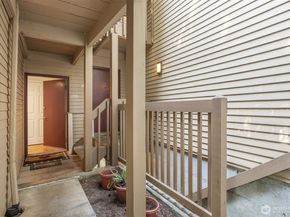 8652 164th Avenue NE C109, Redmond WA 98052