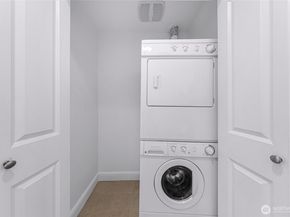 3150 W Government Way 407, Seattle WA 98199