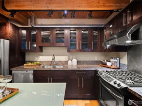 530 Broadway E 121, Seattle WA 98102