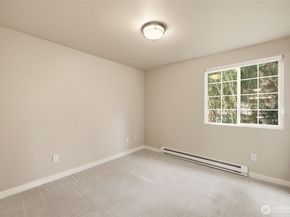 10016 NE 120th Lane F201, Kirkland WA 98034