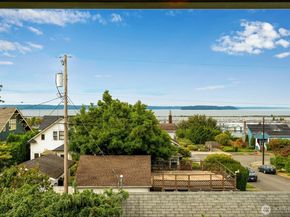 1602 Rucker Ave, Everett WA 98201