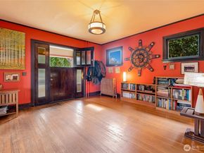 1602 Rucker Ave, Everett WA 98201