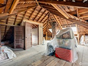 1602 Rucker Ave, Everett WA 98201