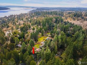 17122 32nd Avenue NE, Lake Forest Park WA 98155