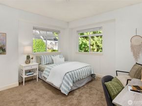 17122 32nd Avenue NE, Lake Forest Park WA 98155