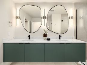 1615 N 50th Street C, Seattle WA 98103