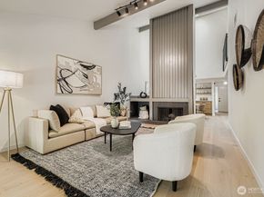 14208 NE 2nd Place, Bellevue WA 98007