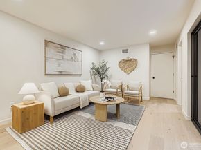 14208 NE 2nd Place, Bellevue WA 98007