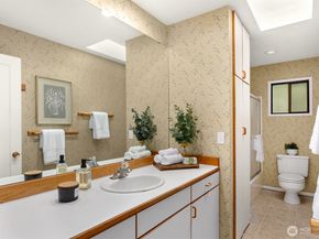 10700 NE Broomgerrie Road, Bainbridge Island WA 98110
