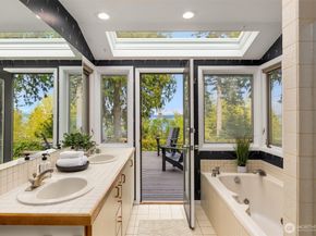 10700 NE Broomgerrie Road, Bainbridge Island WA 98110