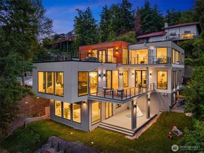 8243 W Mercer Way, Mercer Island WA 98040