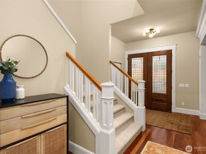 8360 Loyal Way NW, Seattle WA 98117