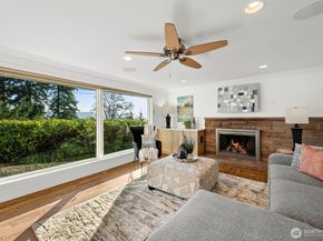 15612 38th Avenue NE, Lake Forest Park WA 98155