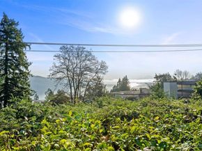 15612 38th Avenue NE, Lake Forest Park WA 98155