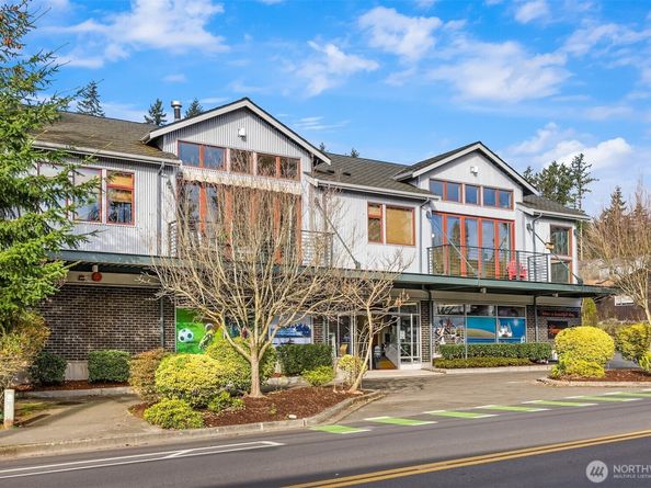 107 Jacolet Lane NW 107, Bainbridge Island WA 98110