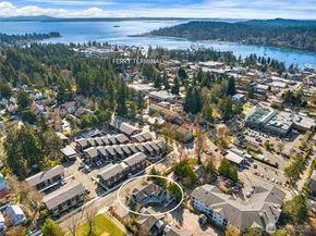 107 Jacolet Lane NW 107, Bainbridge Island WA 98110